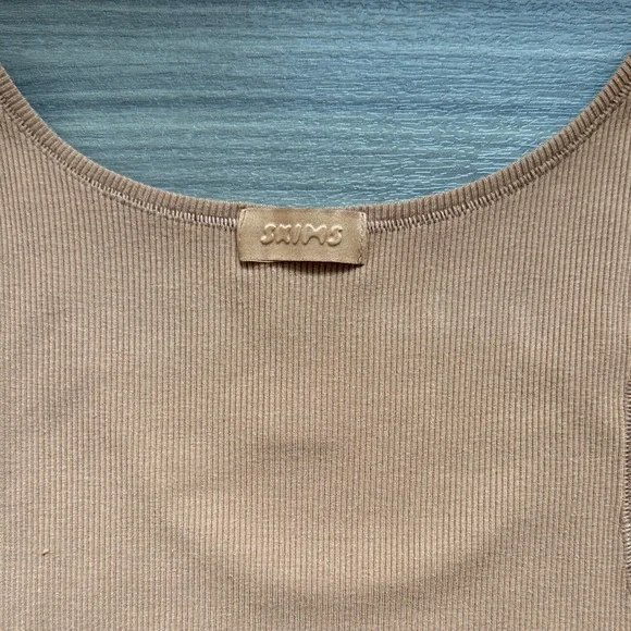 SKIMS Soft Lounge Rib Tank & Foldover Flare Pants Set Camel Tan XS/S - Picture 6 of 6